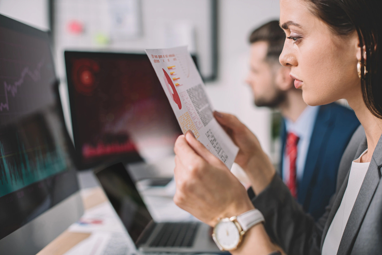 What Is a SOC Analyst Position in Cybersecurity? | Compyl