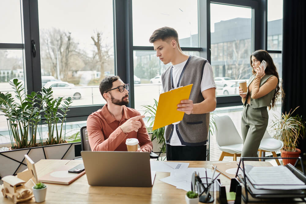 How do team roles work in GRC?