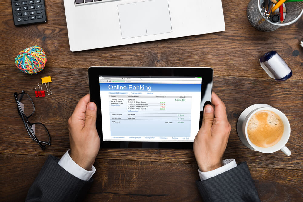 Compyl supports enterprise risk management in banking.